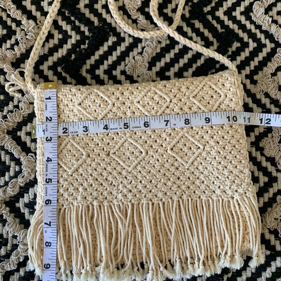 Fringe Macrame Purse - Picture 3 of 6